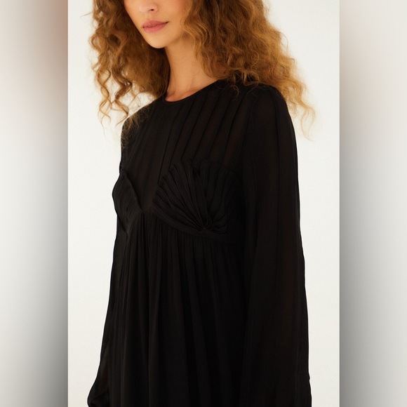 Farm Rio: Black Shell Mini Dress - Picture 4 of 9